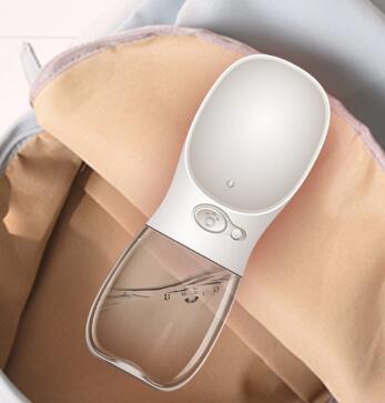 Bärbar vattenflaska för husdjur